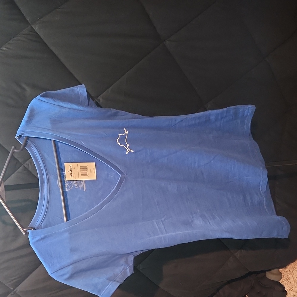 Pelagic V Neck Tee